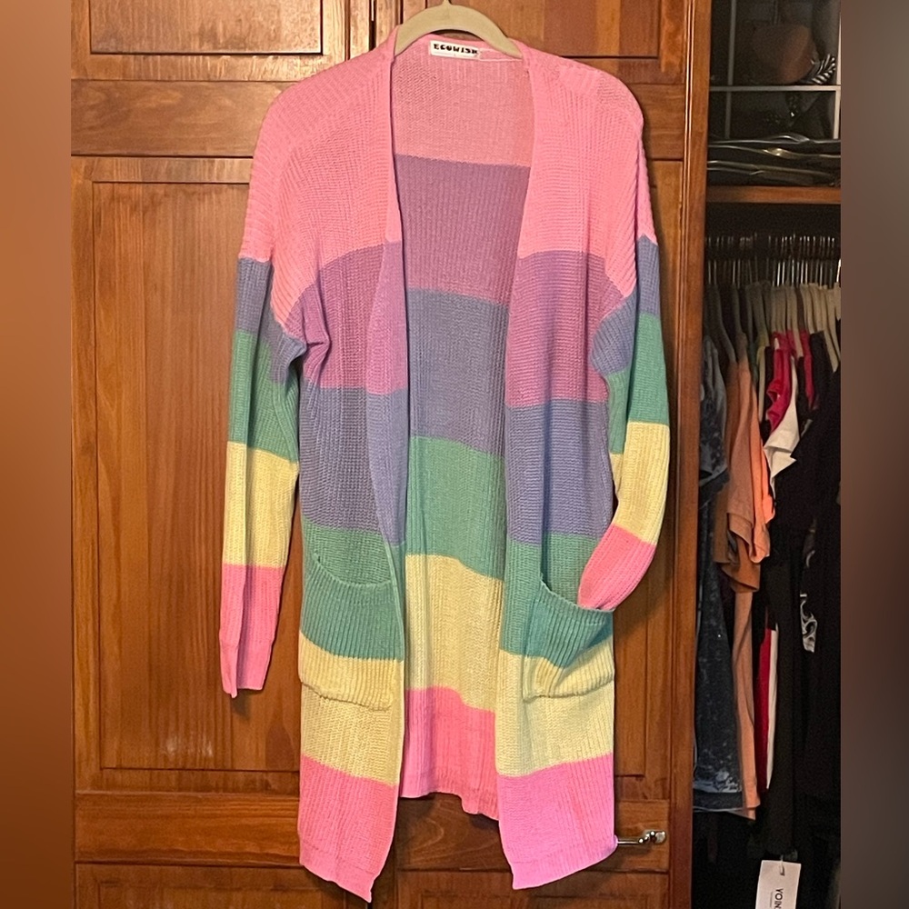 Trendy Women's Multicolor Striped Cardigan